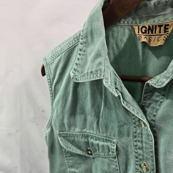 Vintage Shirt Womens Medium Green Tank Snap Sleeveless Shirt 90s Seafoam Muscle - Picture 2 of 12